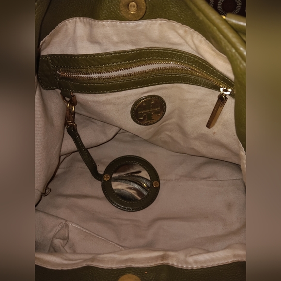 ๐ Vintage Tory Burch bag! ๐ - Picture 3 of 4